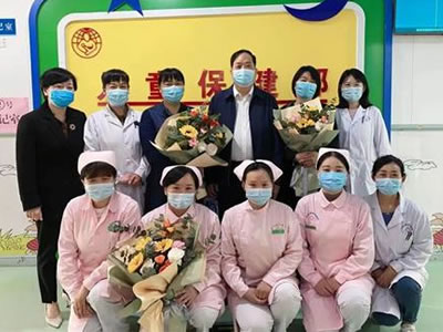 【5.12护士节】医院领导慰问一线护士，致敬最美白衣天使！