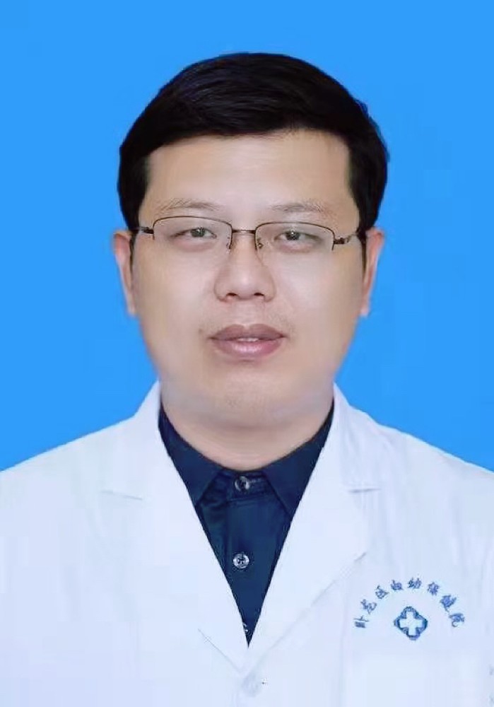 【妇幼名医风采】——儿科主任 周栓